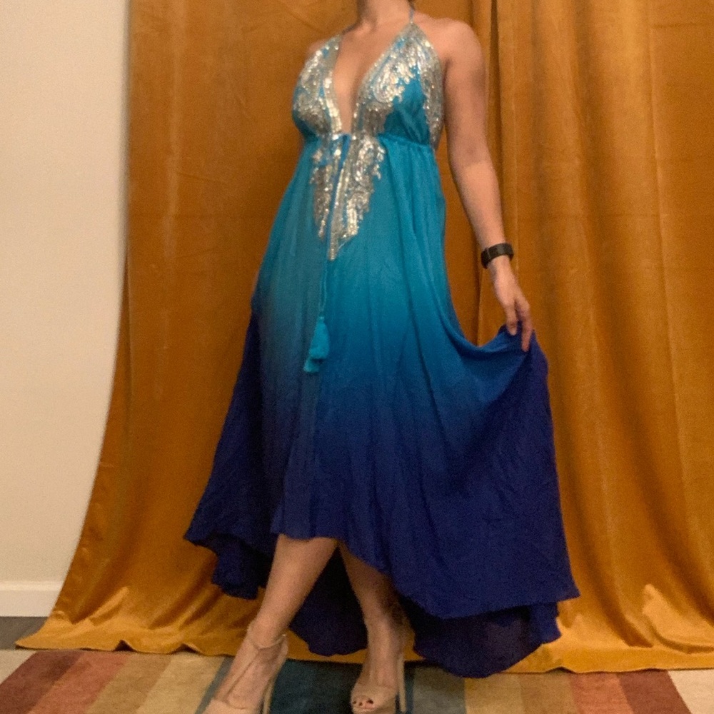 NWT Beautiful Maxi Dress Size Small-Medium